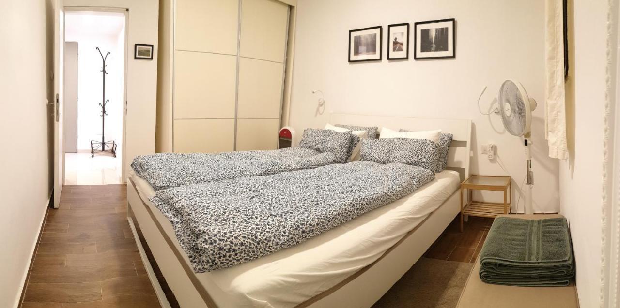 Modern Home In The Heart Of Nachlaot Jerusalem Ngoại thất bức ảnh