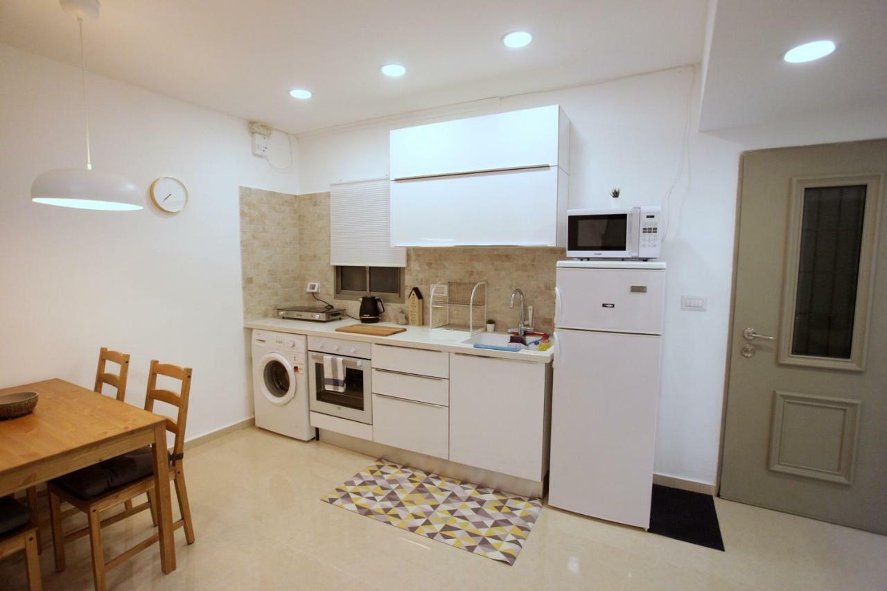 Modern Home In The Heart Of Nachlaot Jerusalem Ngoại thất bức ảnh