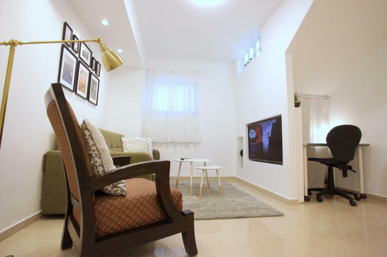 Modern Home In The Heart Of Nachlaot Jerusalem Ngoại thất bức ảnh