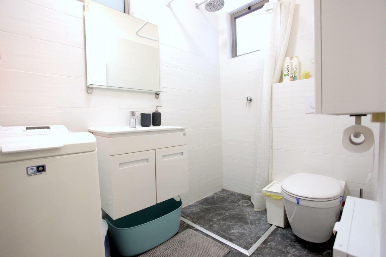 Modern Home In The Heart Of Nachlaot Jerusalem Ngoại thất bức ảnh