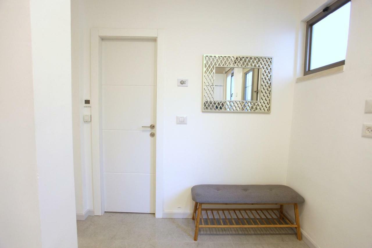 Modern Home In The Heart Of Nachlaot Jerusalem Ngoại thất bức ảnh